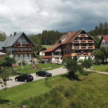 Cafe-Pension Feldbergblick Титизее-Нойщат Екстериор снимка
