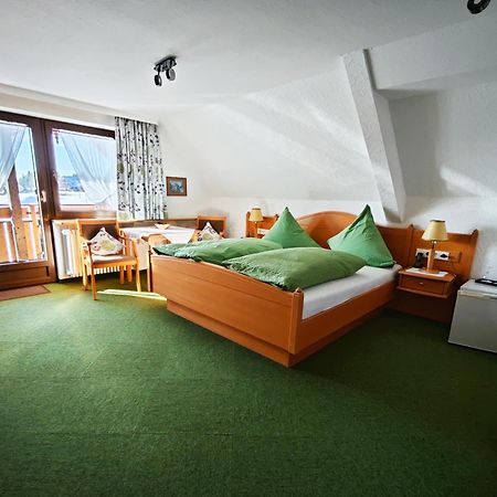 Cafe-Pension Feldbergblick Титизее-Нойщат Екстериор снимка